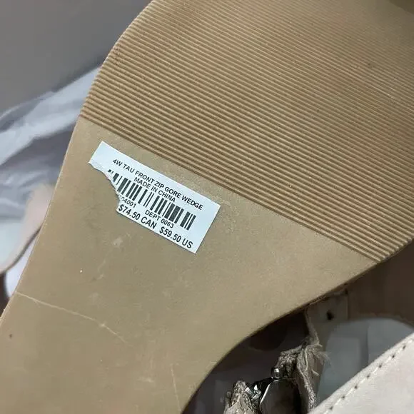 Torrid NWT Stretch Front Zip Wedge Faux Suede Taupe Size 11.5 WW Espadrille - Picture 7 of 7